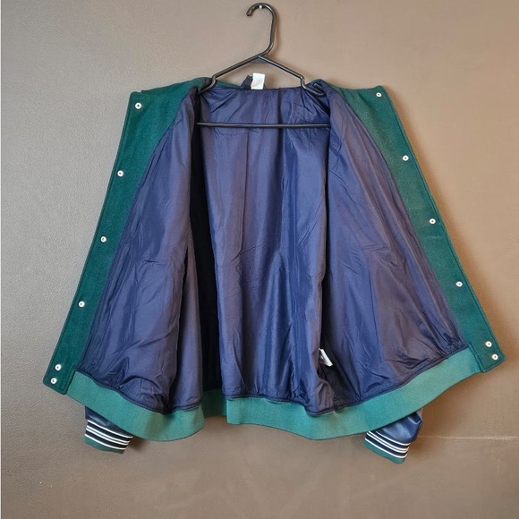 “Light weight” H&M Baseball Bomber Jacket - Picture 3 of 3